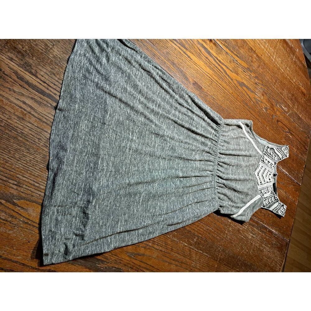 Medium Papermoon for Stitch Fix Grey White Sleeveless Elastic Waist Midi Dress